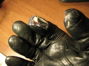Стилус и перчатки для смартфона своими руками